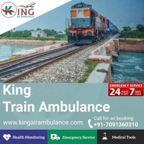 king-train-ambulance-service-in-kolkata-with-all-medical-facilities-for-patient-big-0
