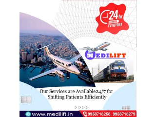 Medilift Train Ambulance Service in Delhi with a Well-Specialized Medical Care Team