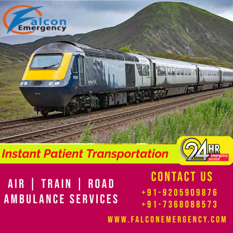 falcon-train-ambulance-in-delhi-provides-comfort-and-safety-while-transferring-patients-big-0